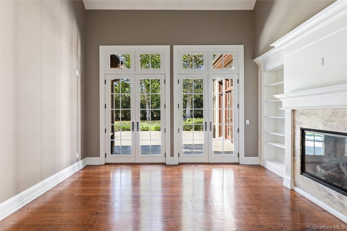 Empty room, Fireplace, Interior, Wood Texture Flooring