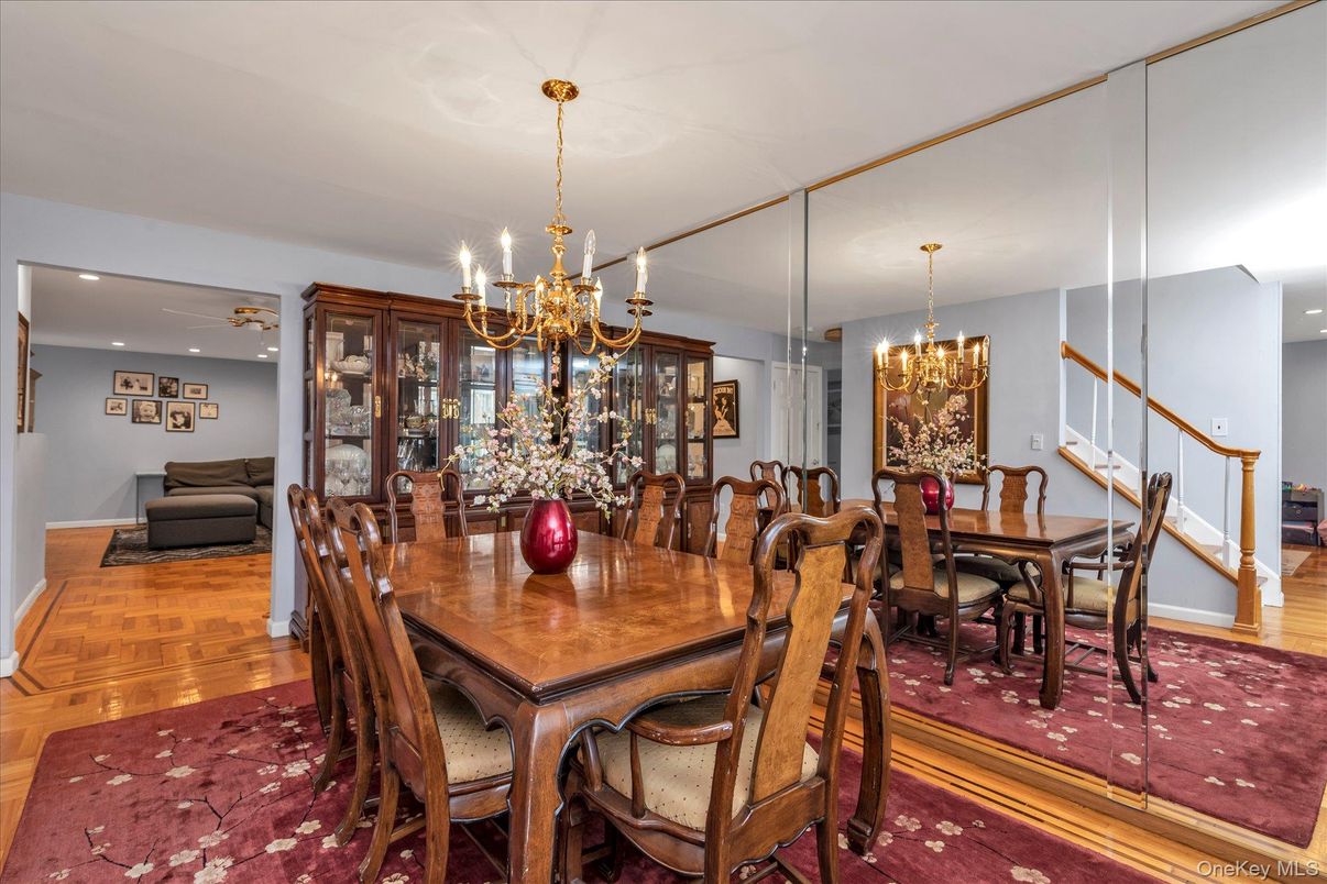 Chandelier, Dining room, Interior, Recessed Lighting, Wood Texture Flooring
