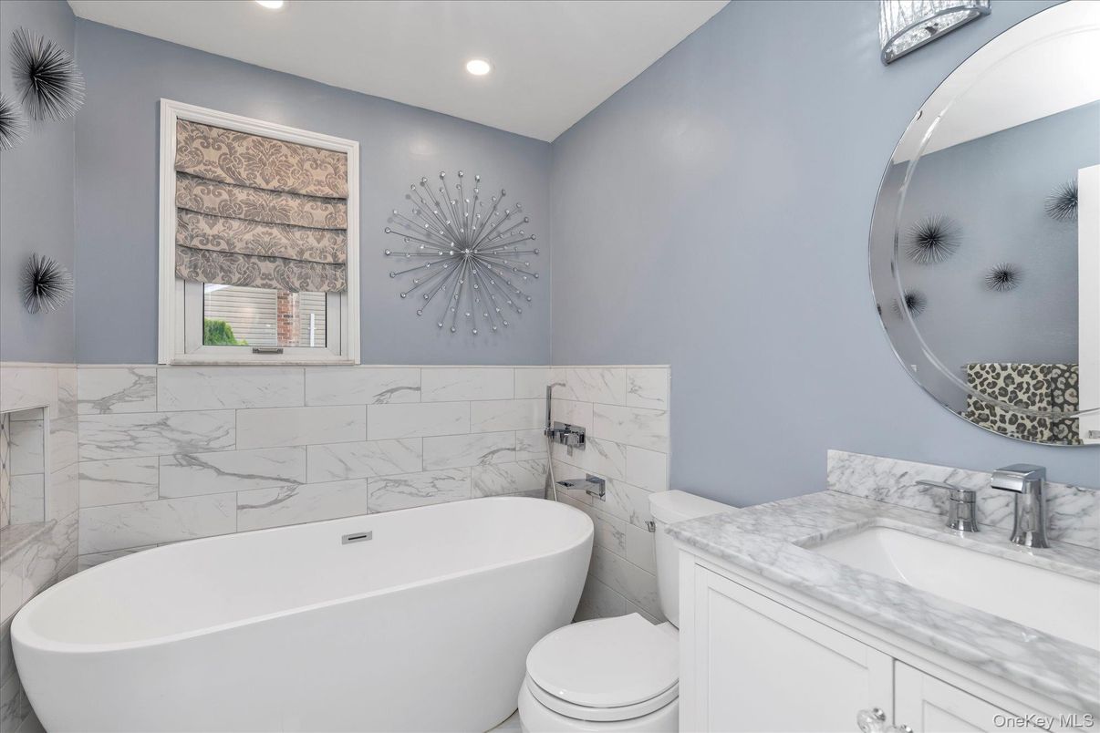 Bathroom, Free Standing Baths, Interior, Marble Walls, Recessed Lighting