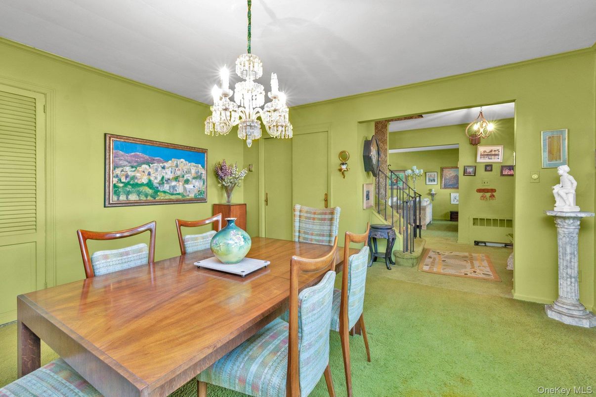 Chandelier, Dining room, Interior