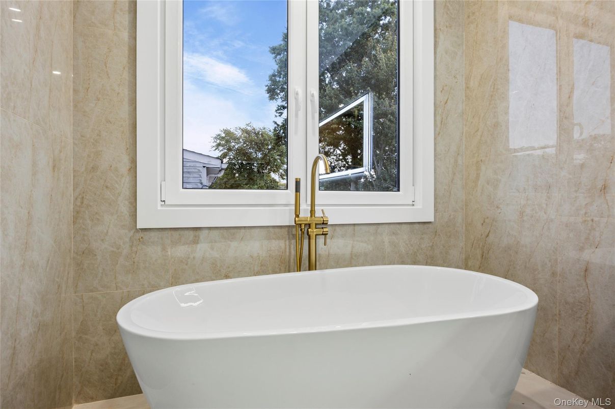 Bathroom, Free Standing Baths, Interior