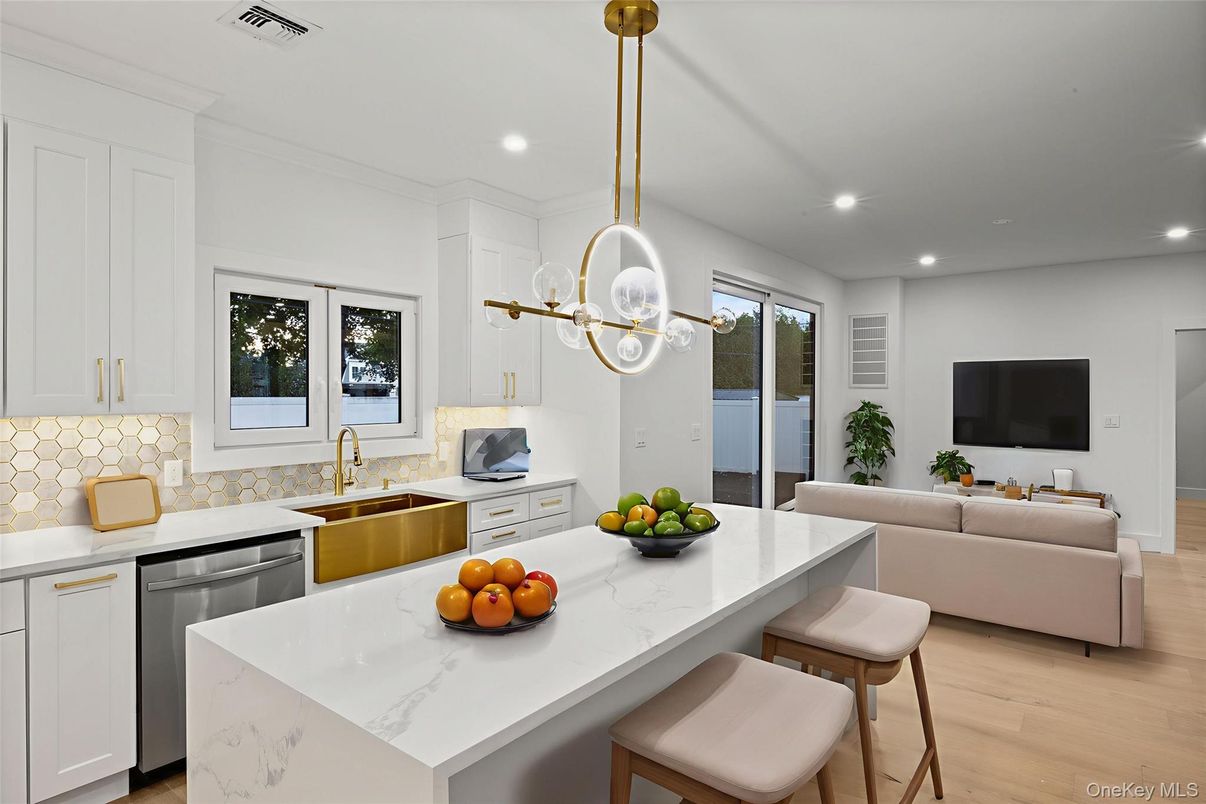 Interior, Kitchen, Living room, Pendant Lights, Recessed Lighting, Wood Texture Flooring