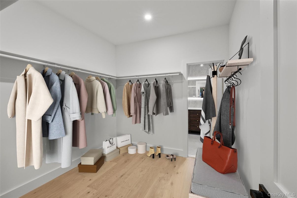 Interior, Recessed Lighting, Walk-in Closets, Wood Texture Flooring