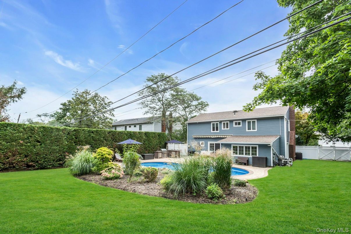 Backyard, Exterior, Pool