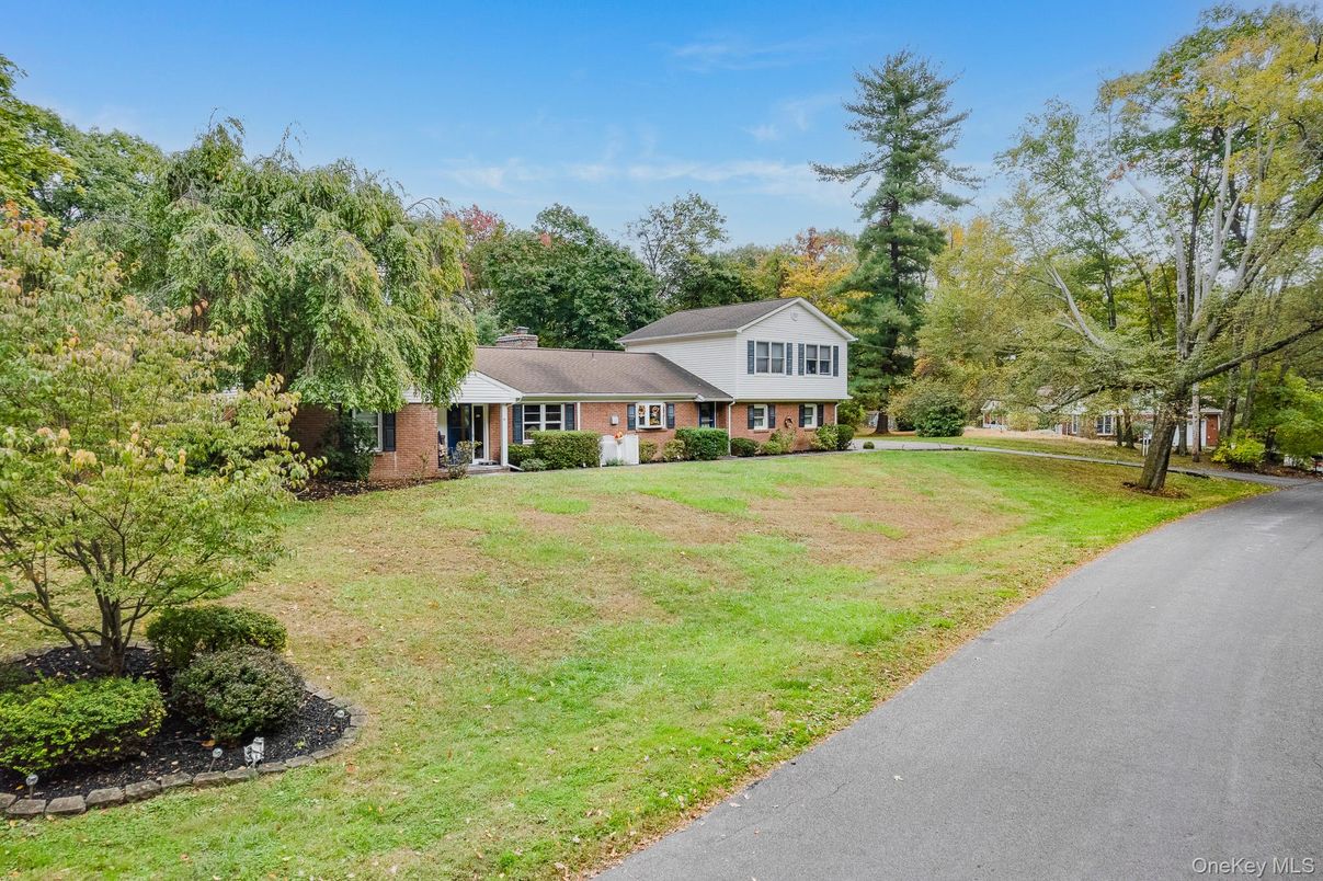 Exterior, Facade, Brick Facade, Cape Cod
