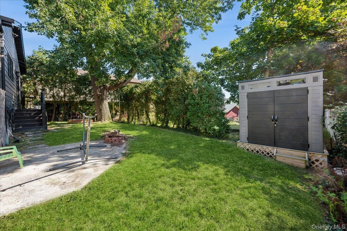 Backyard, Detached Garage, Exterior