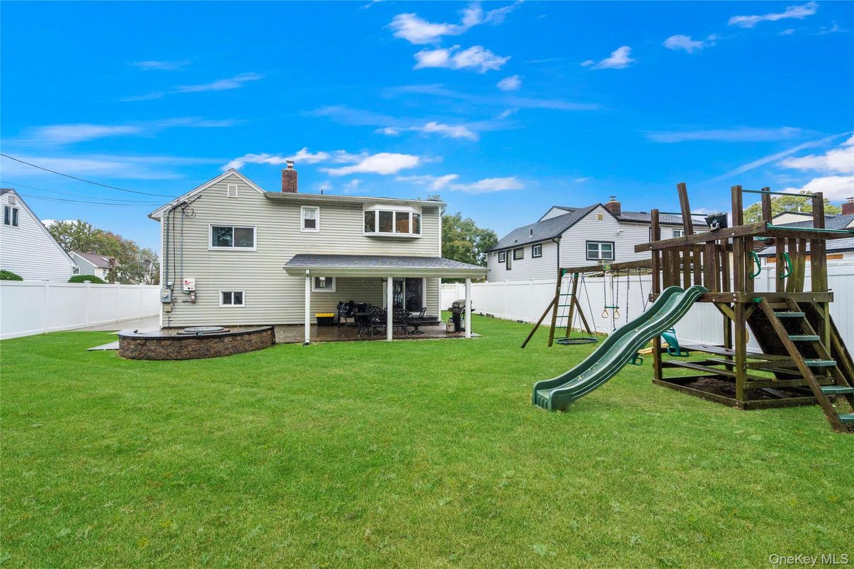 Backyard, Exterior, Playground