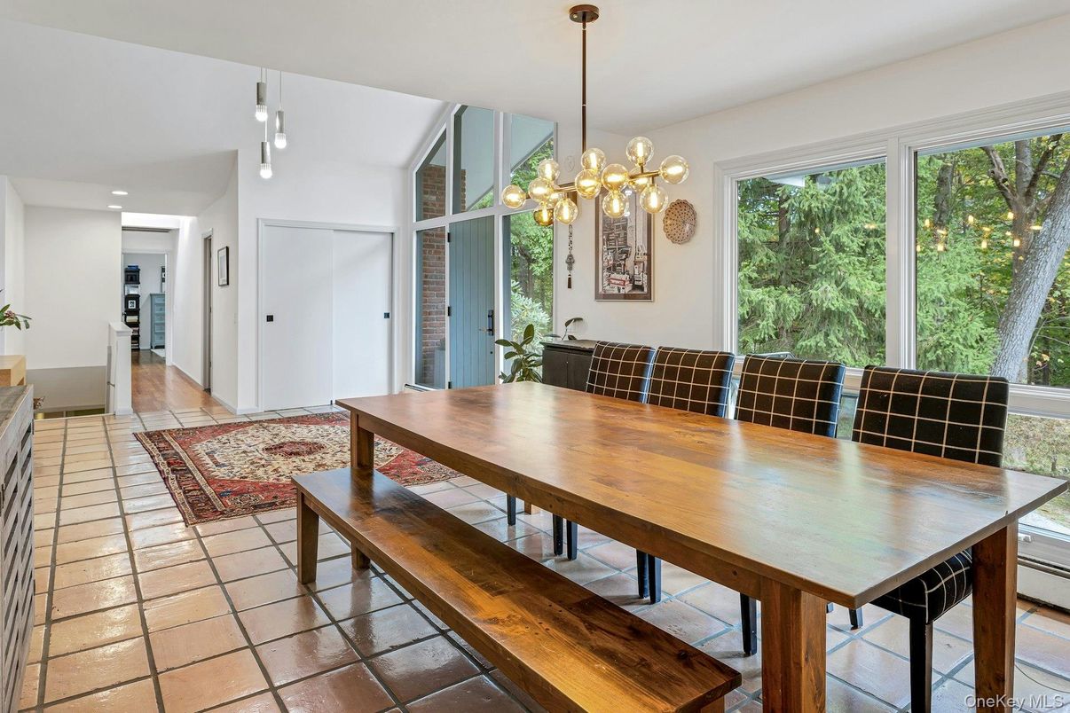 Dining room, Interior, Pendant Lights