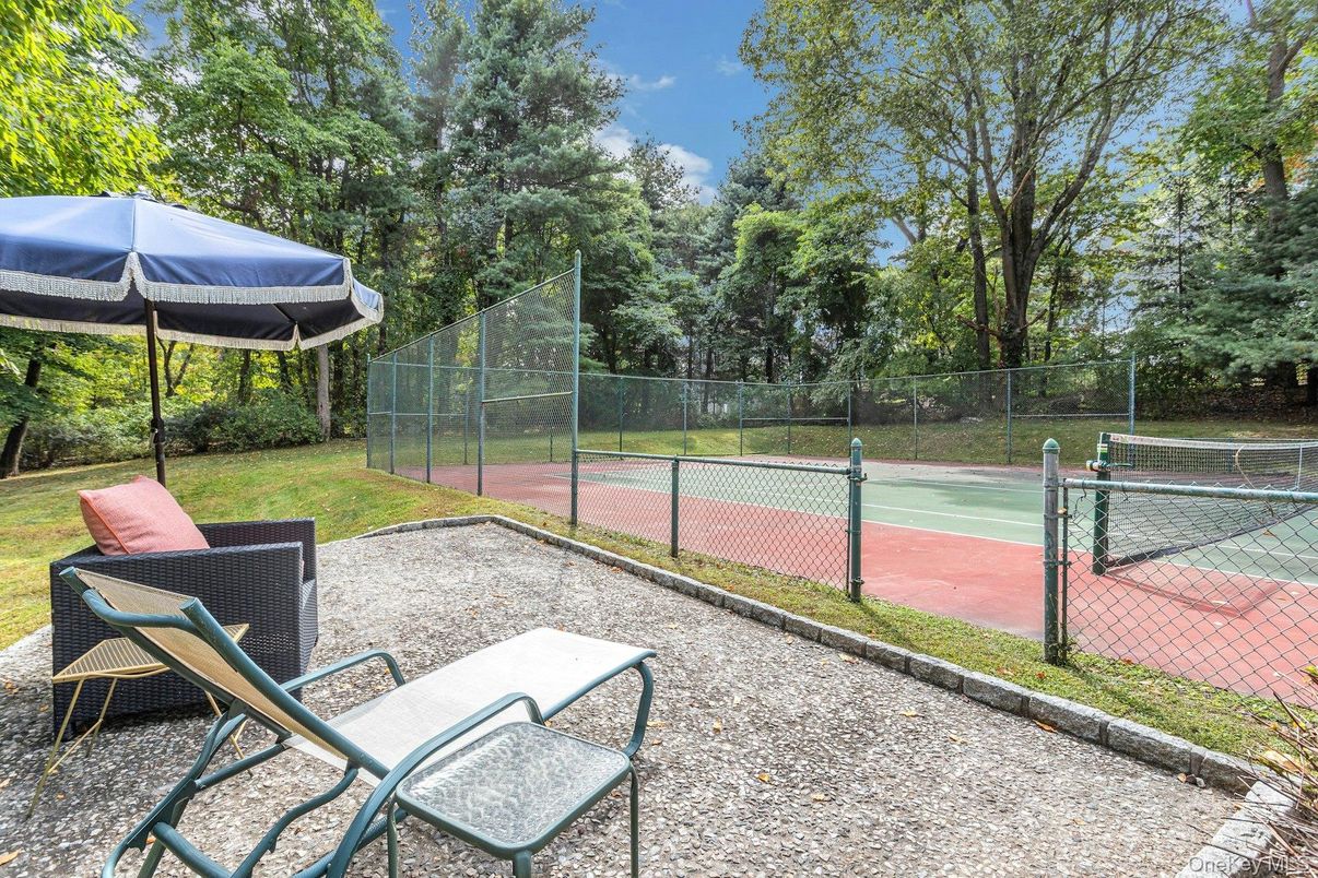 Exterior, Tennis Courts