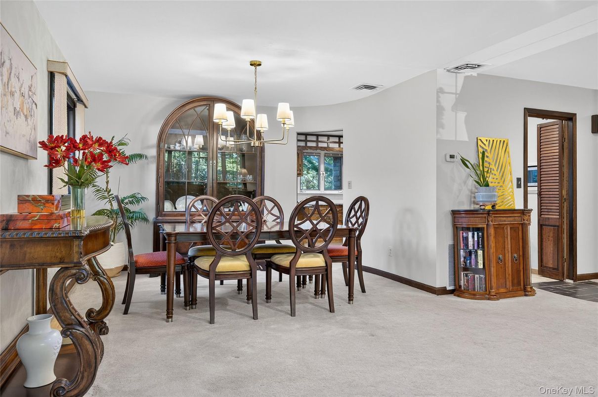 Chandelier, Dining room, Interior