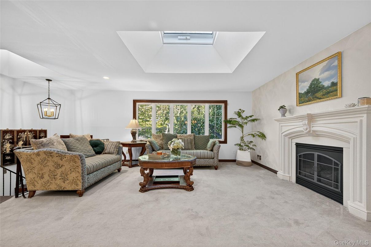 Fireplace, Interior, Living room, Pendant Lights, Recessed Lighting