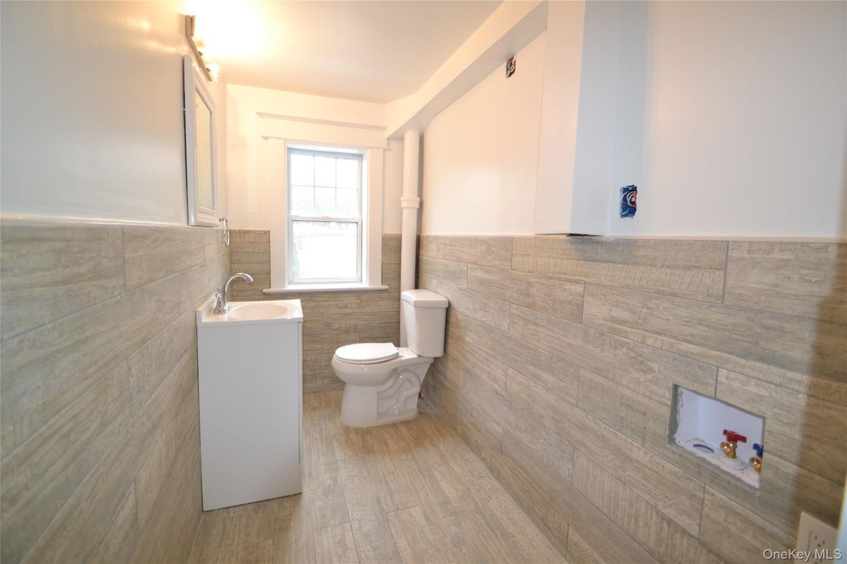 Bathroom, Interior, Wood Texture Flooring