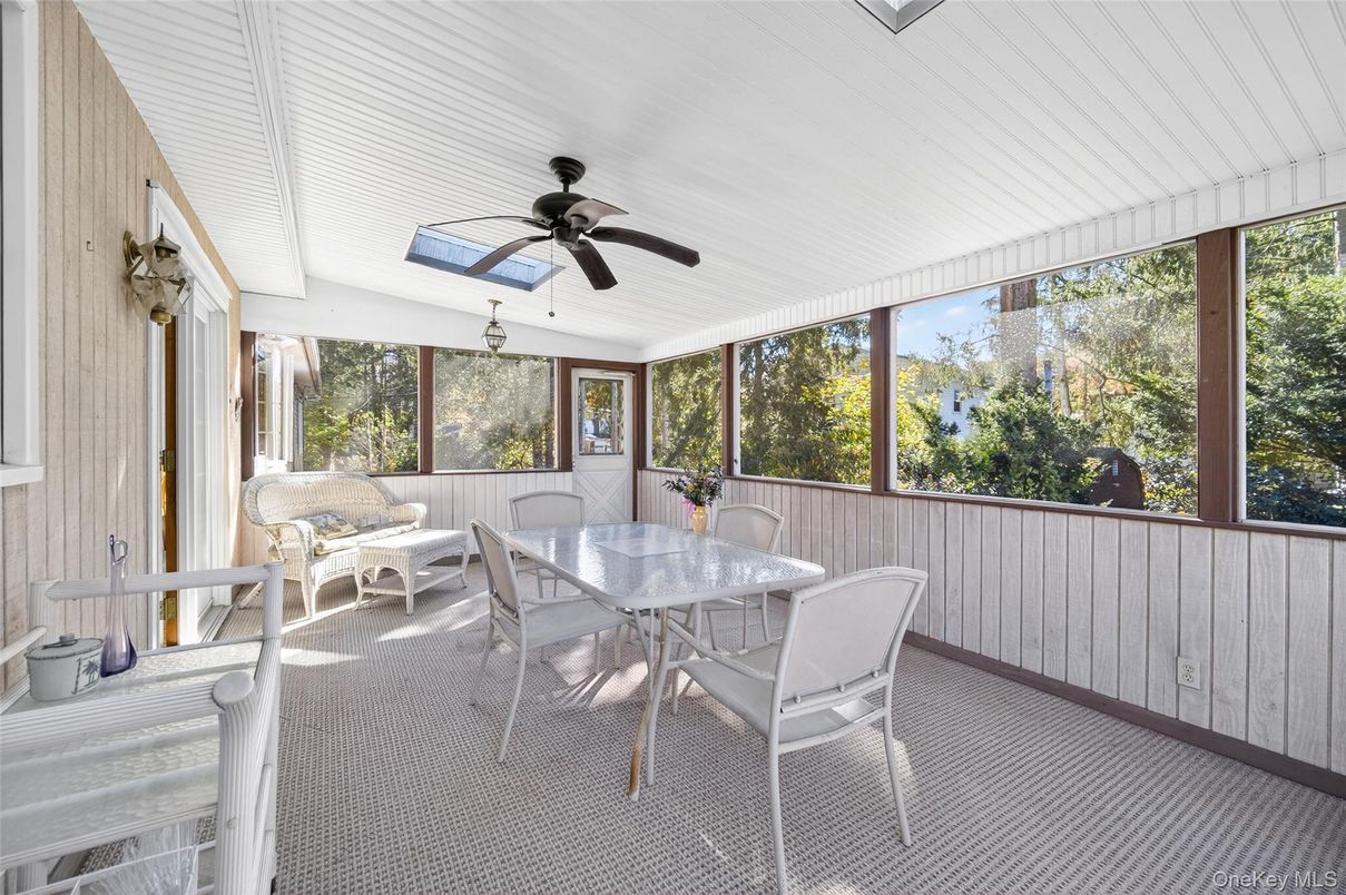 Dining room, Interior, Sun Room