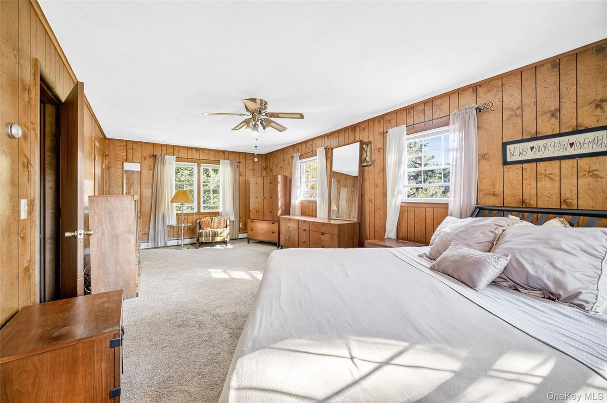 Bedroom, Interior, Wooden Walls