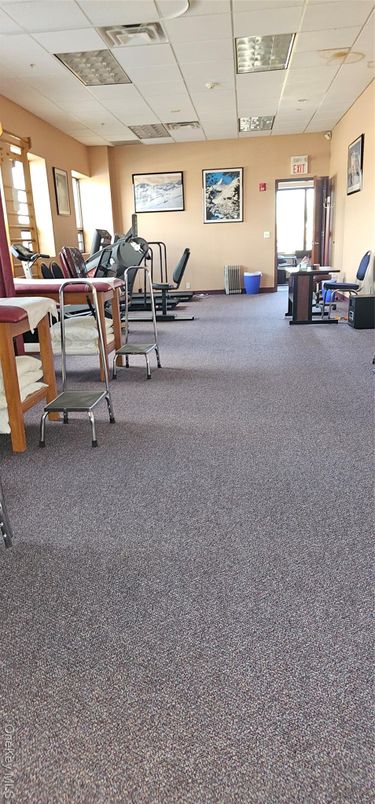 Fitness Equipment, Gym, Interior, Recessed Lighting