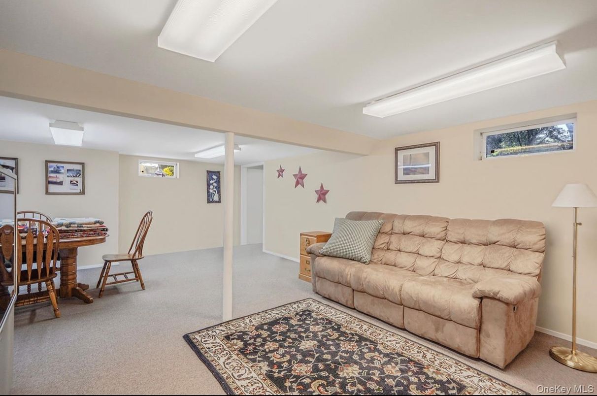 Dining room, Interior