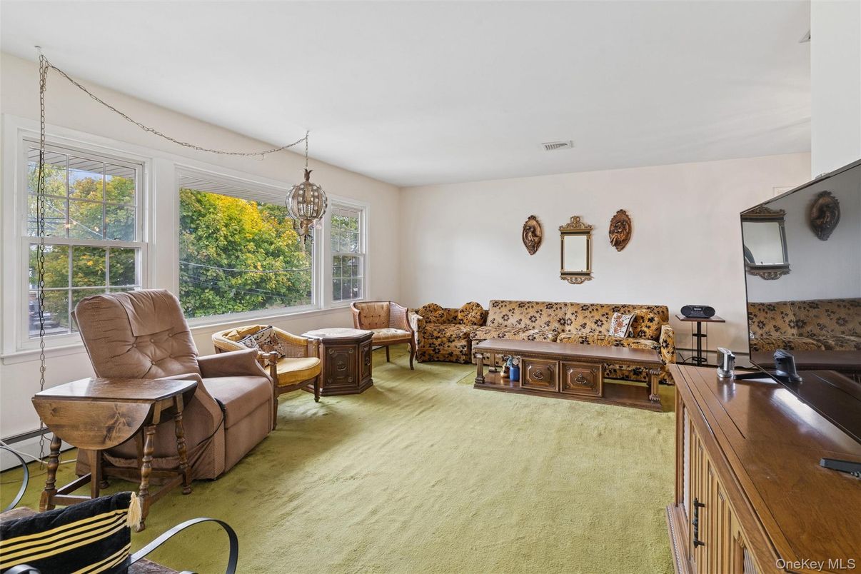 Interior, Living room, Pendant Lights