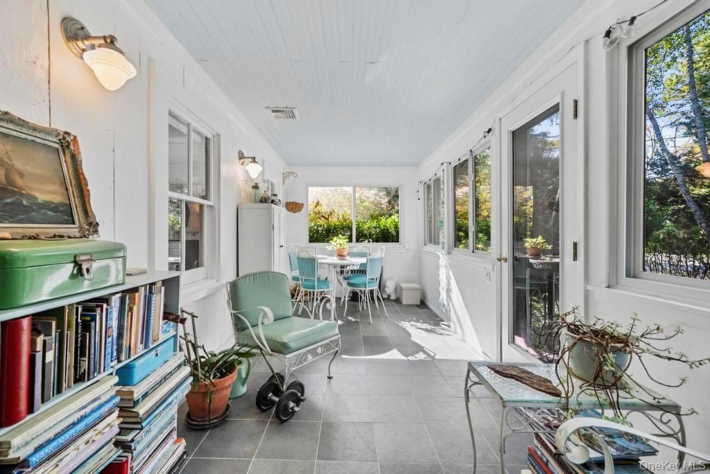 Dining room, Interior, Sun Room