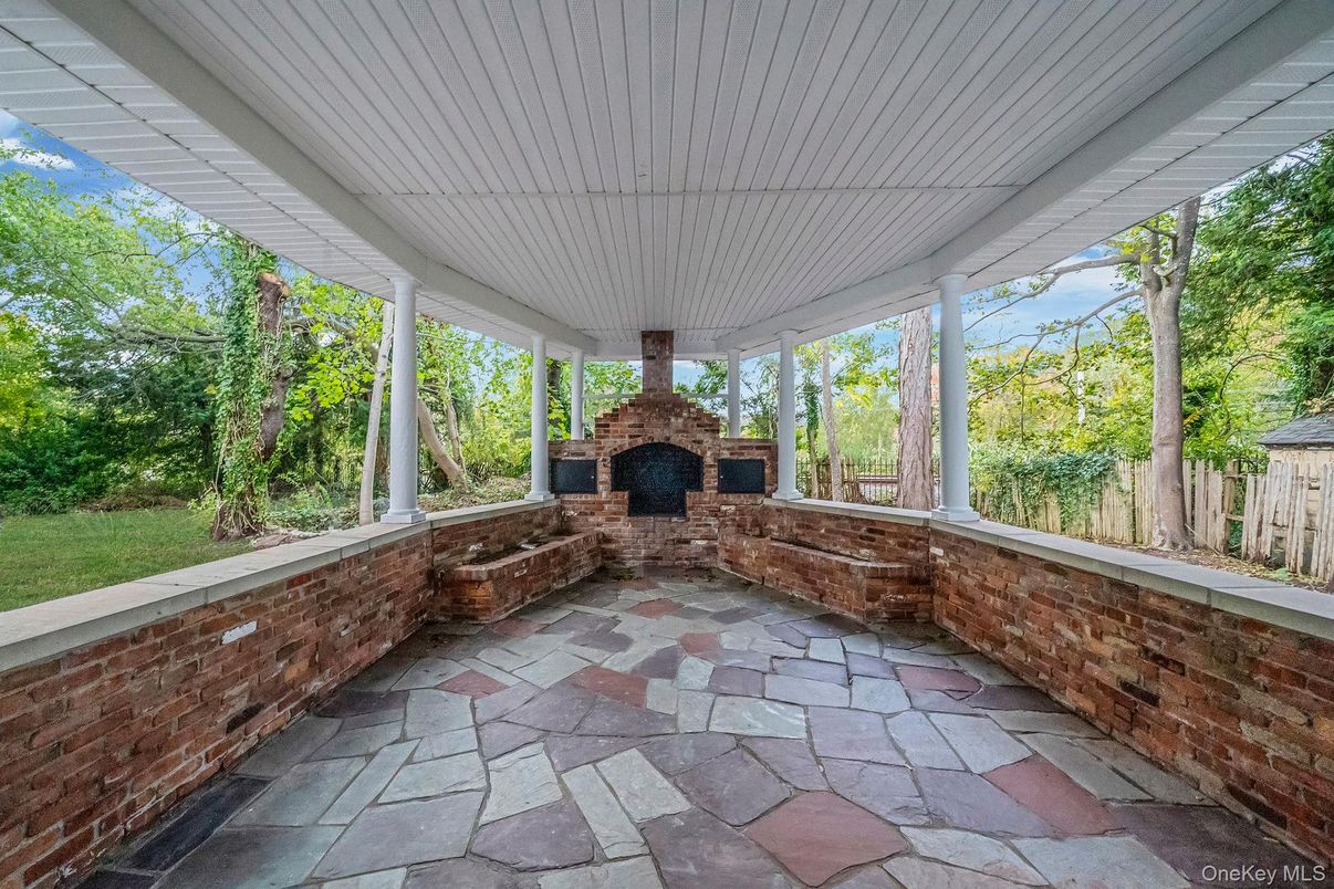 Fireplace, Interior, Sun Room