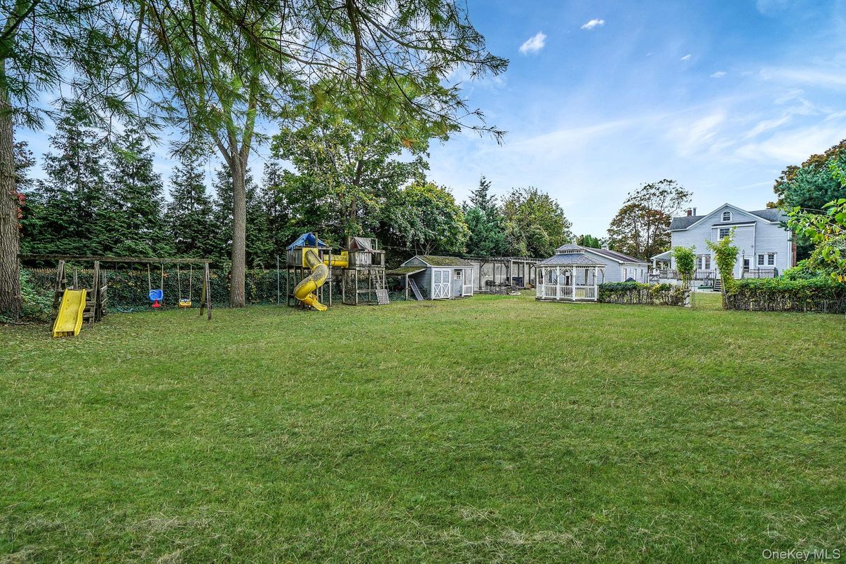 Backyard, Exterior, Playground