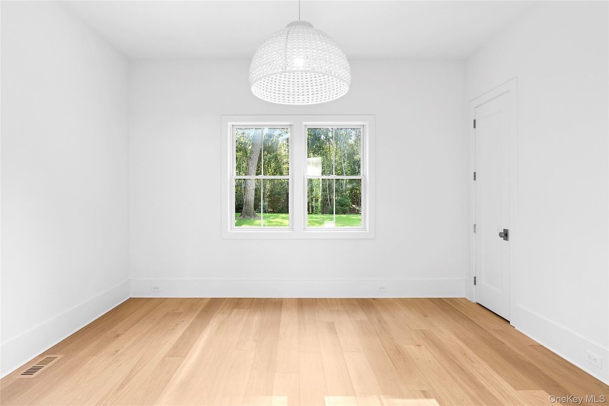 Chandelier, Empty room, Interior, Wood Texture Flooring