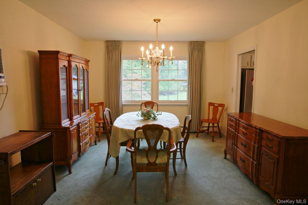 Chandelier, Dining room, Interior
