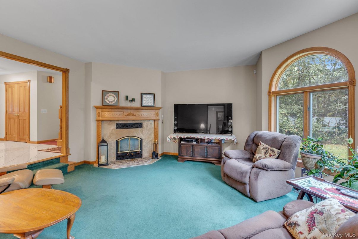 Fireplace, Interior, Living room