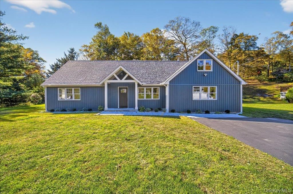 Backyard, Exterior, Facade, Farmhouse