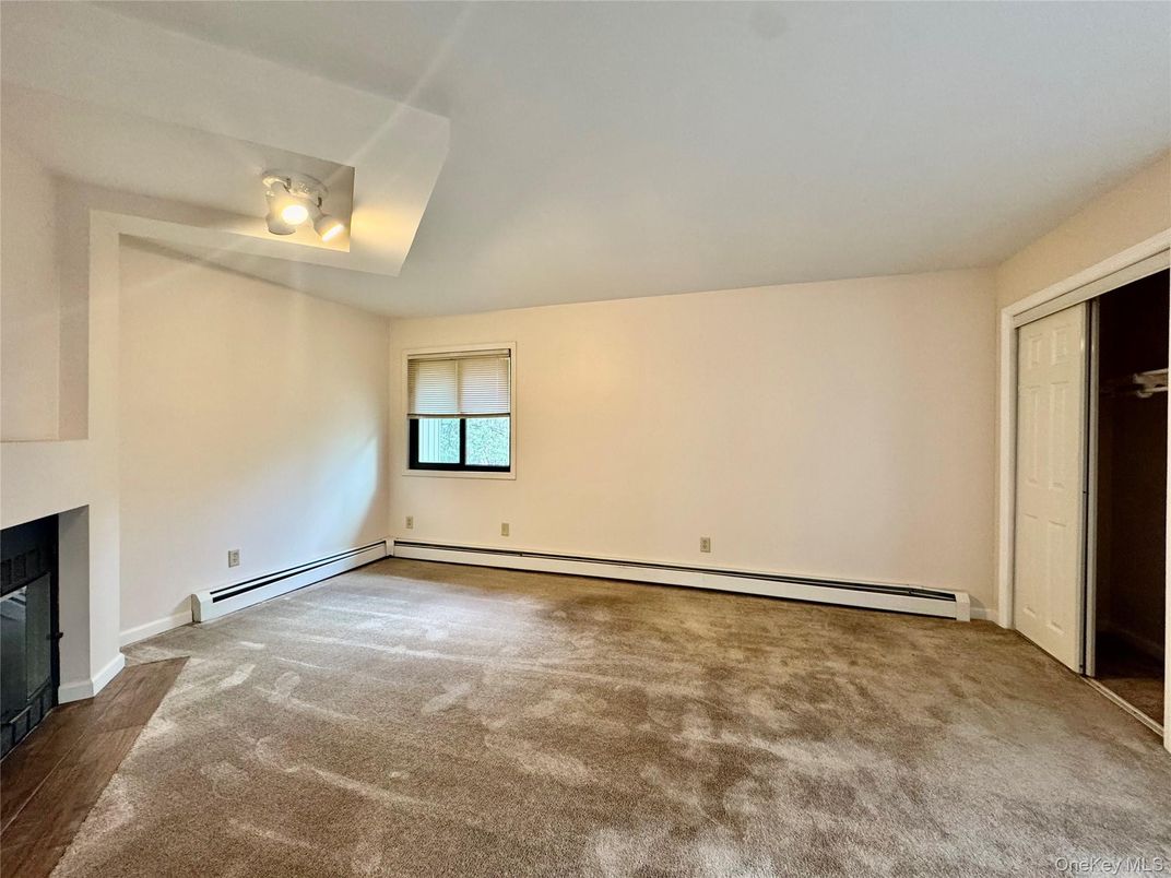 Empty room, Fireplace, Interior