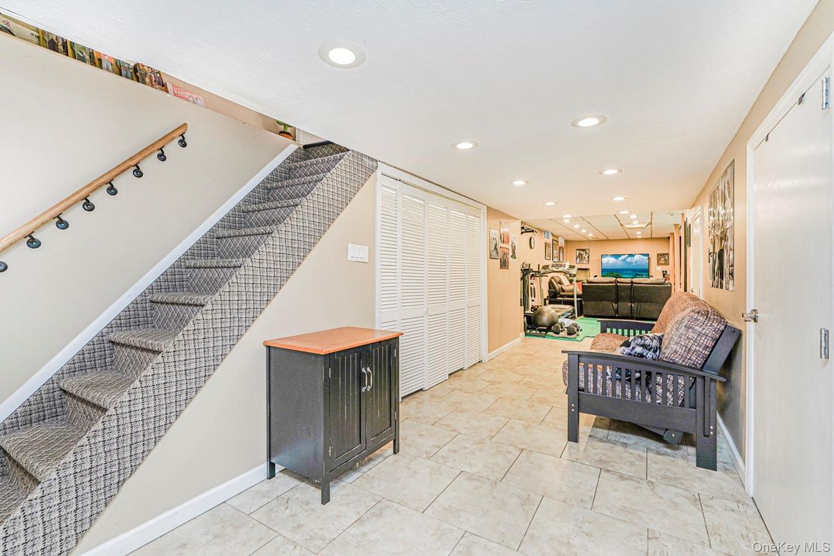 Interior, Recessed Lighting