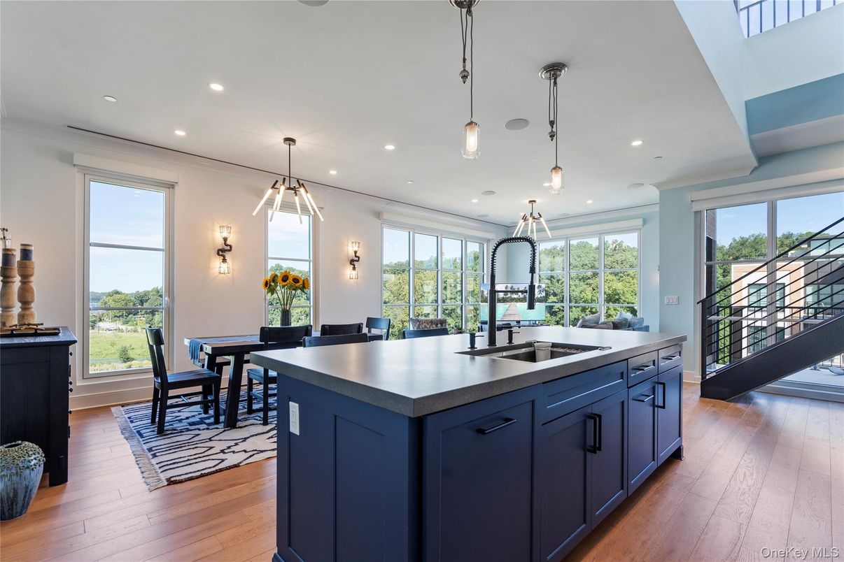 Dining room, Interior, Kitchen, Pendant Lights, Recessed Lighting, Wood Texture Flooring