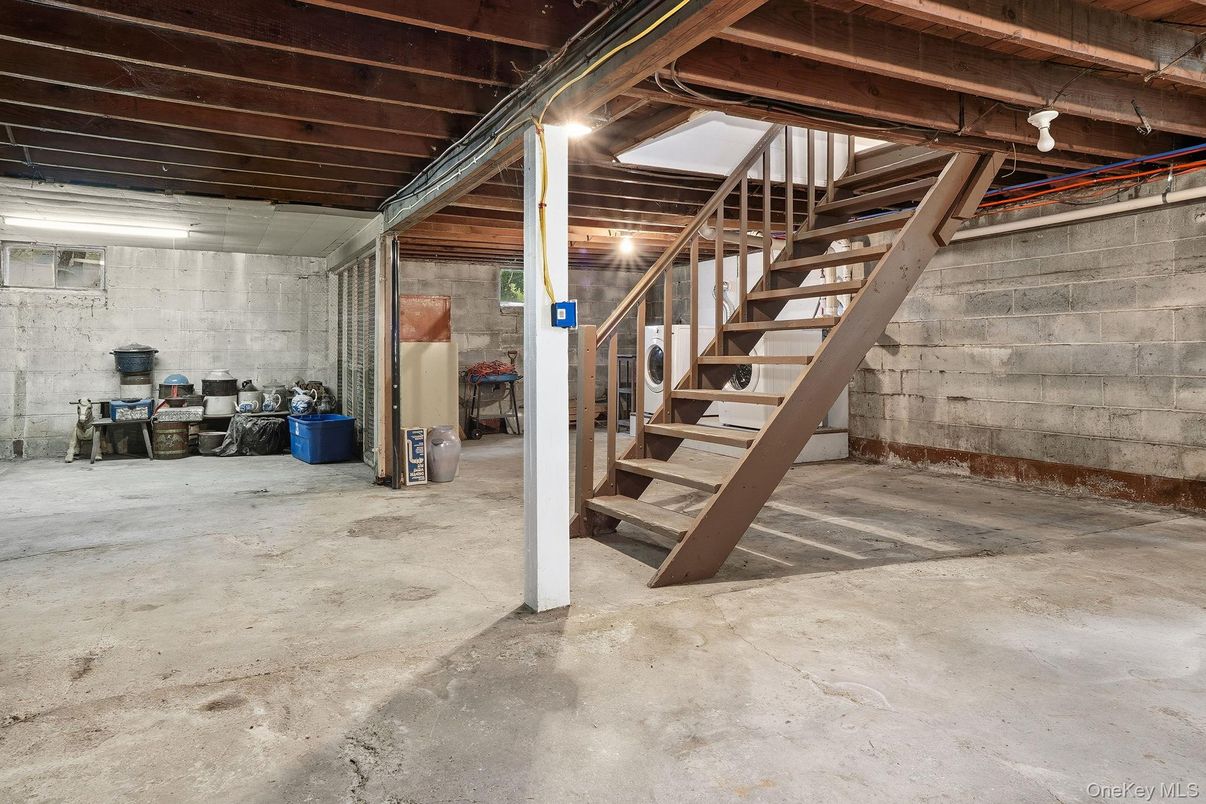 Interior, Wooden Beams