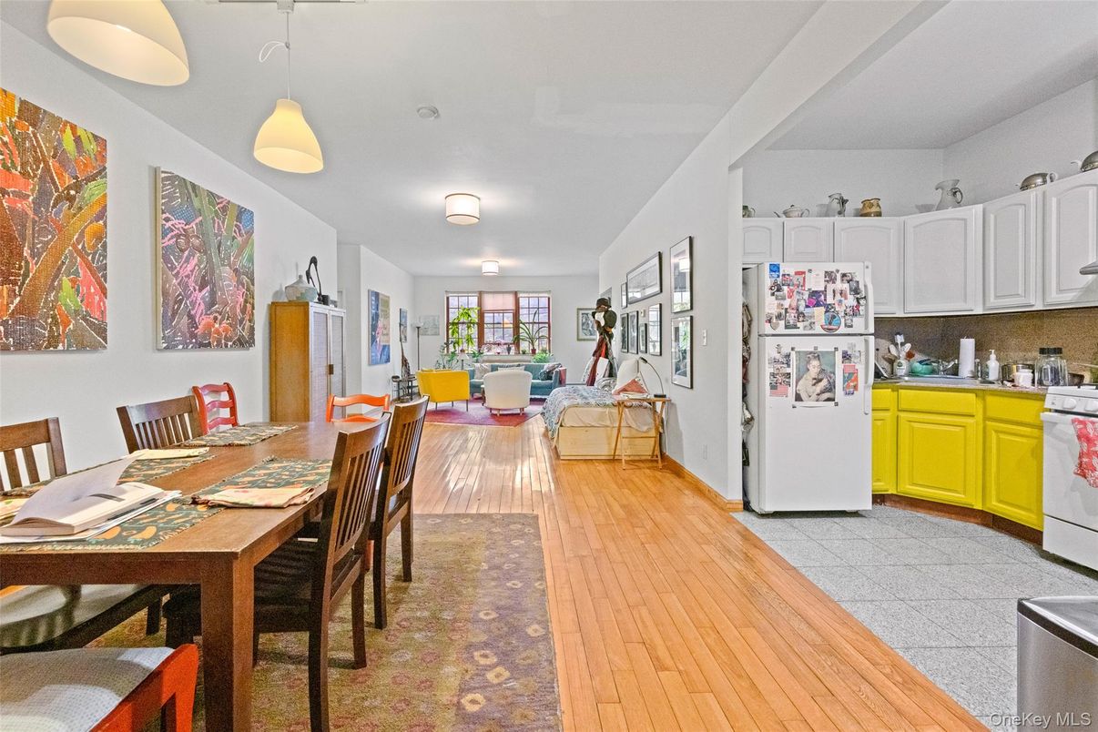 Dining room, Interior, Kitchen, Living room, Pendant Lights, Wood Texture Flooring