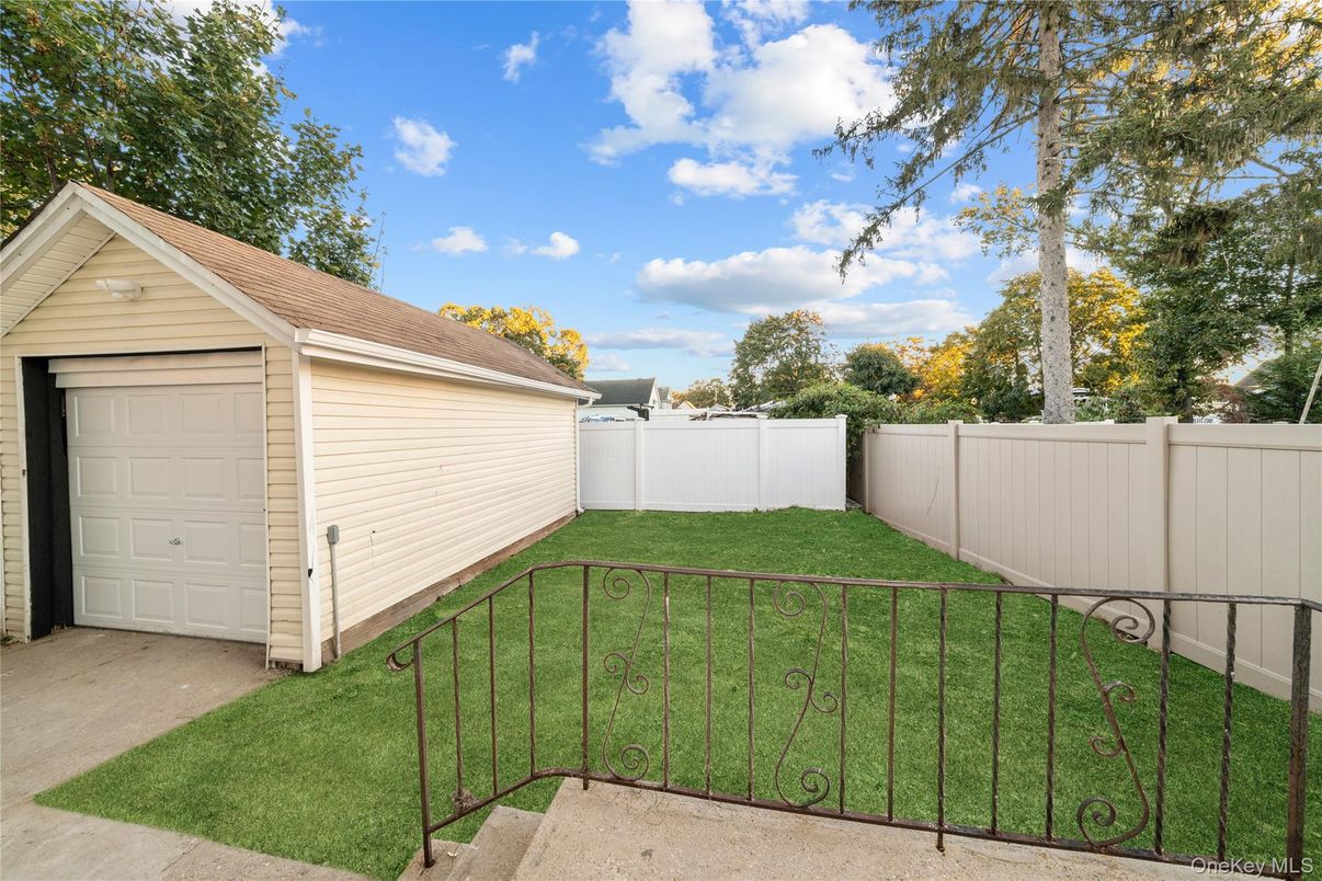 Backyard, Detached Garage, Exterior