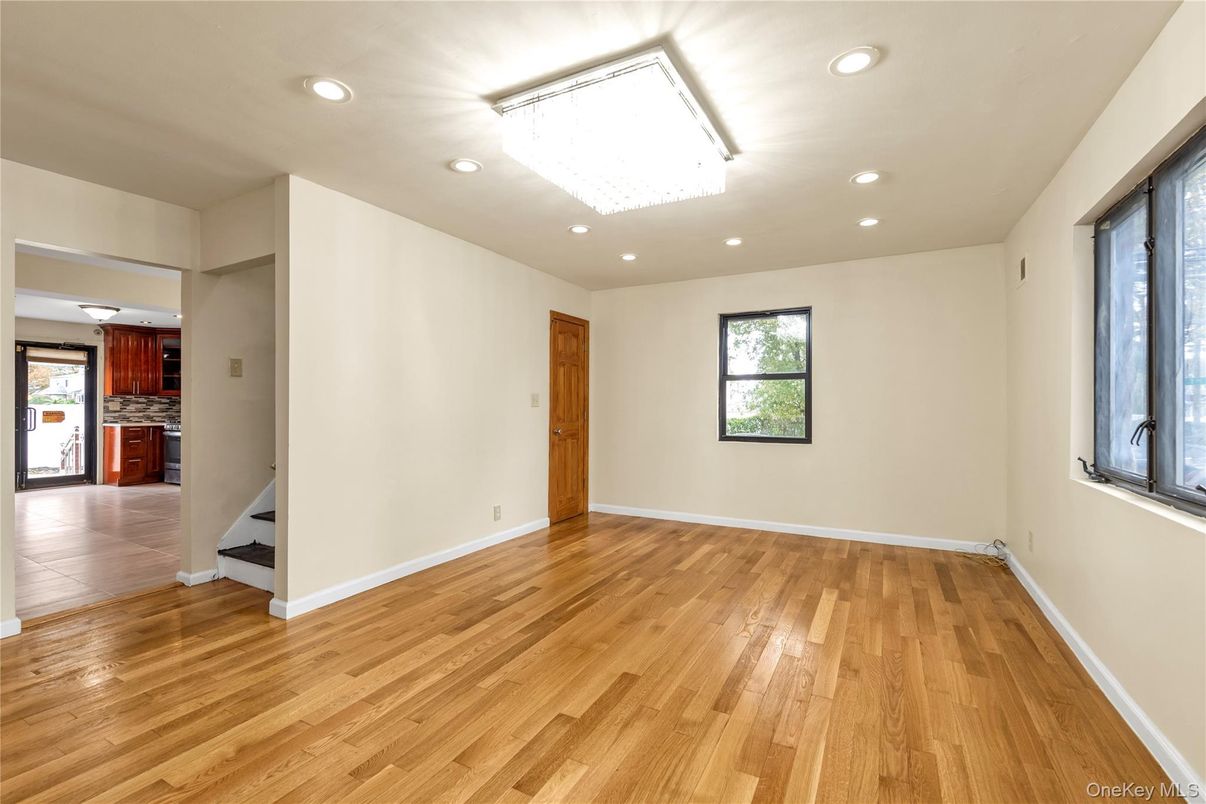 Chandelier, Empty room, Interior, Recessed Lighting, Wood Texture Flooring