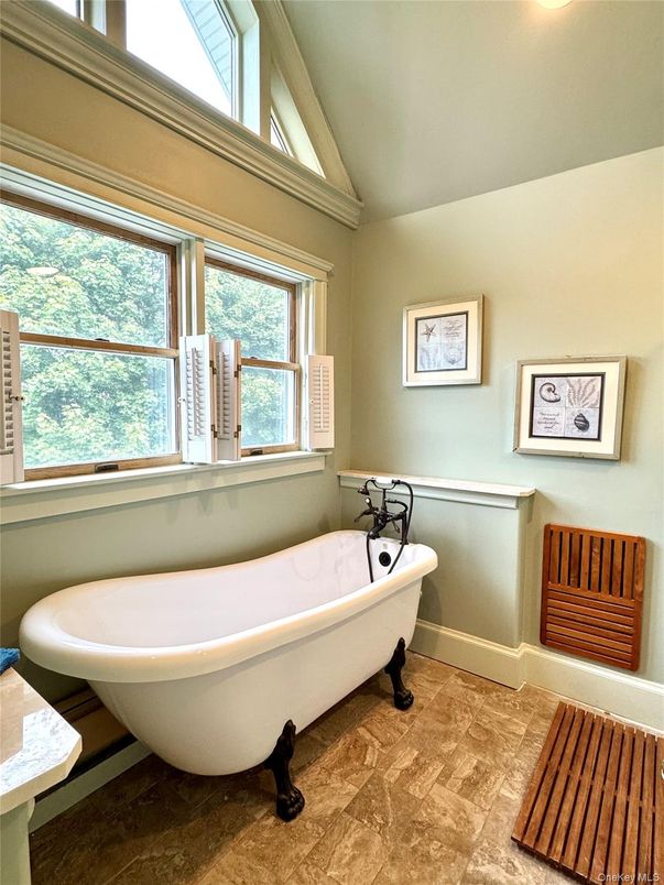 Bathroom, Free Standing Baths, Interior