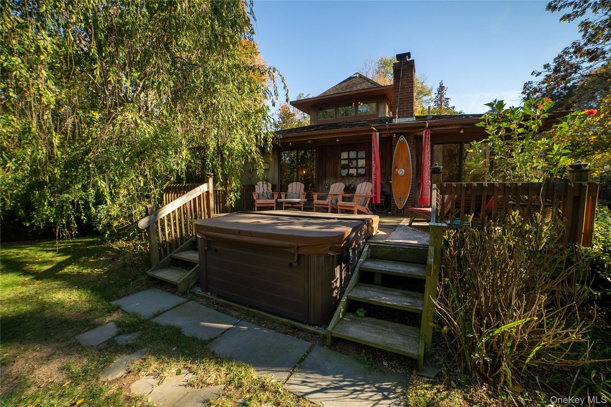 Backyard, Exterior, Hot Tub