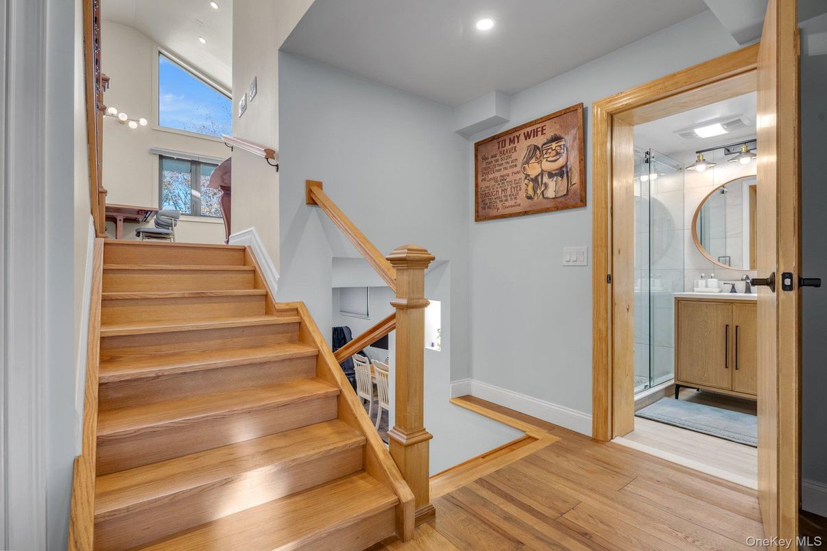 Interior, Pendant Lights, Recessed Lighting, Wood Texture Flooring