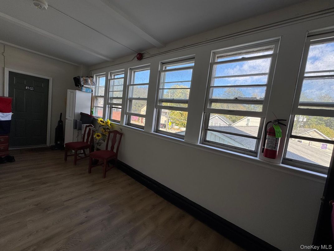 Interior, Sun Room, Wood Texture Flooring
