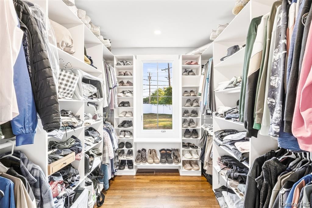 Interior, Recessed Lighting, Walk-in Closets, Wood Texture Flooring