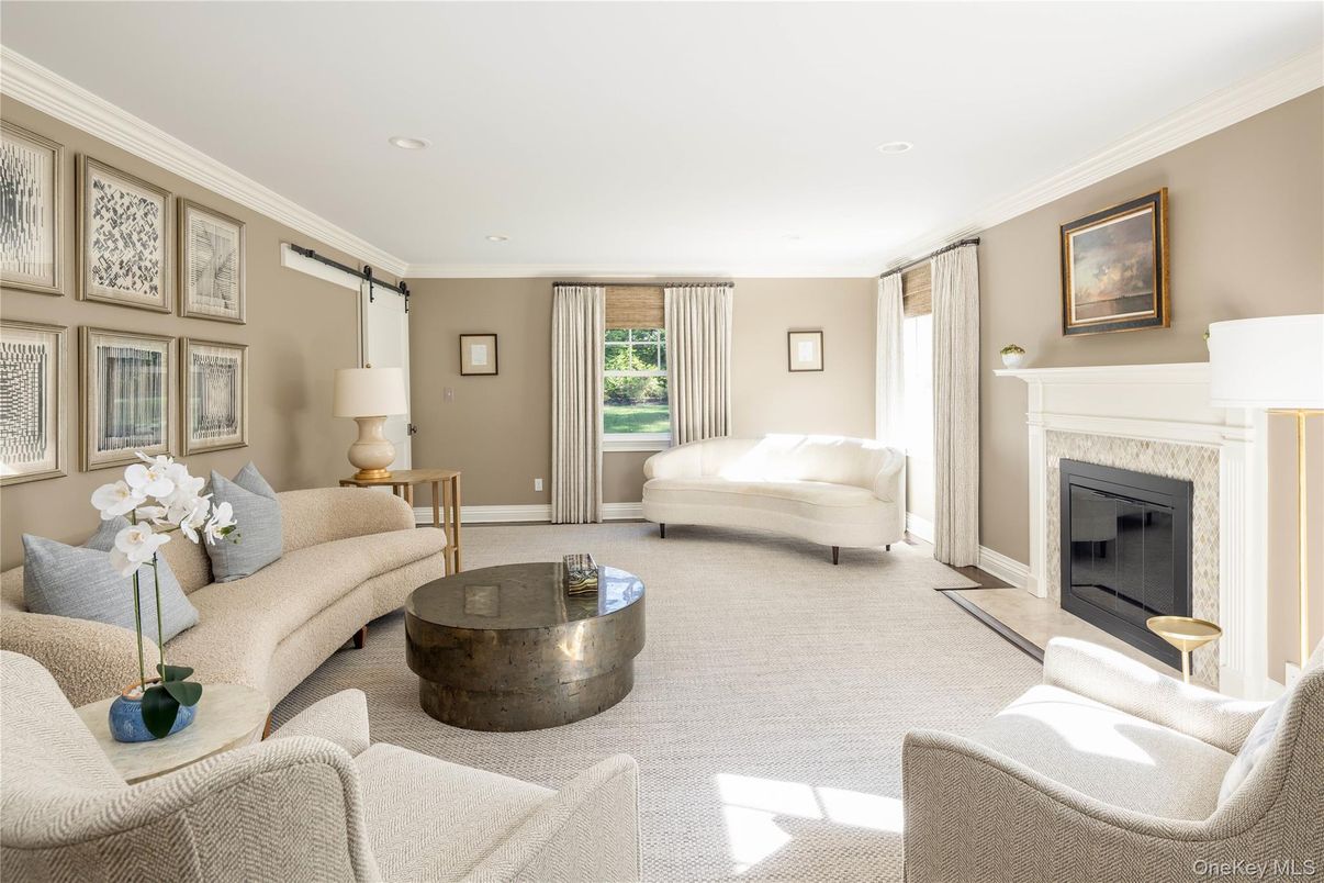 Fireplace, Interior, Living room, Recessed Lighting