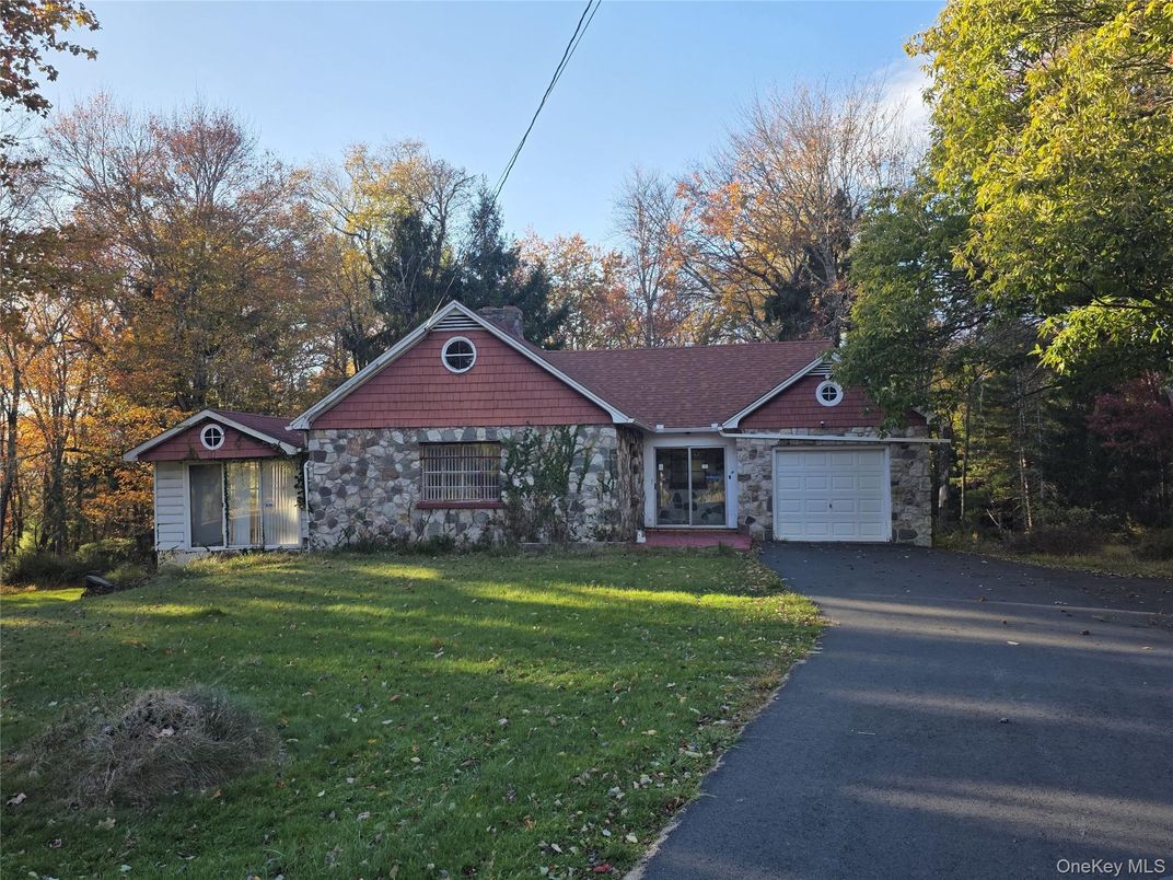 Attached, Backyard, Exterior, Facade, Ranch