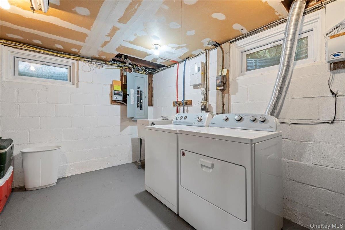 Interior, Stone Walls, Washer