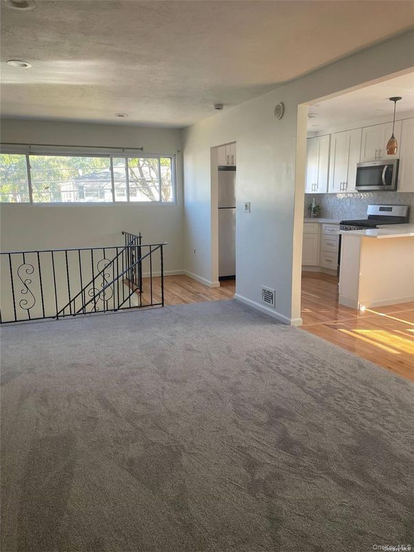 Empty room, Interior, Kitchen, Pendant Lights