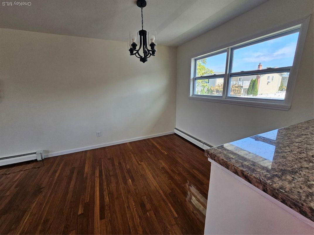 Empty room, Interior, Pendant Lights, Wood Texture Flooring