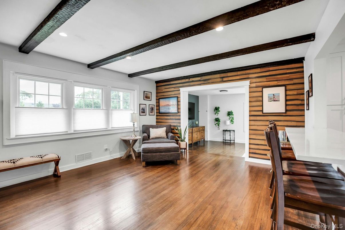 Interior, Recessed Lighting, Wooden Beams, Wood Texture Flooring