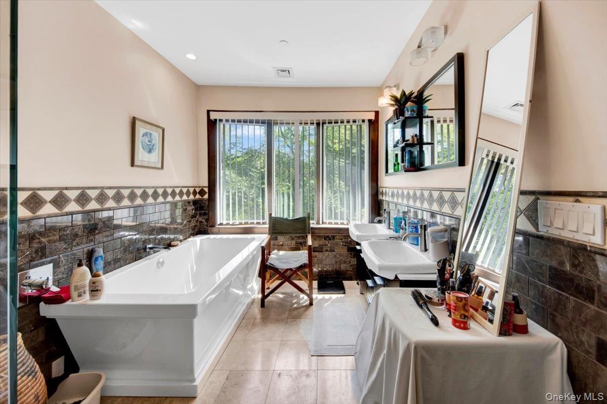 Bathroom, Free Standing Baths, Interior, Recessed Lighting