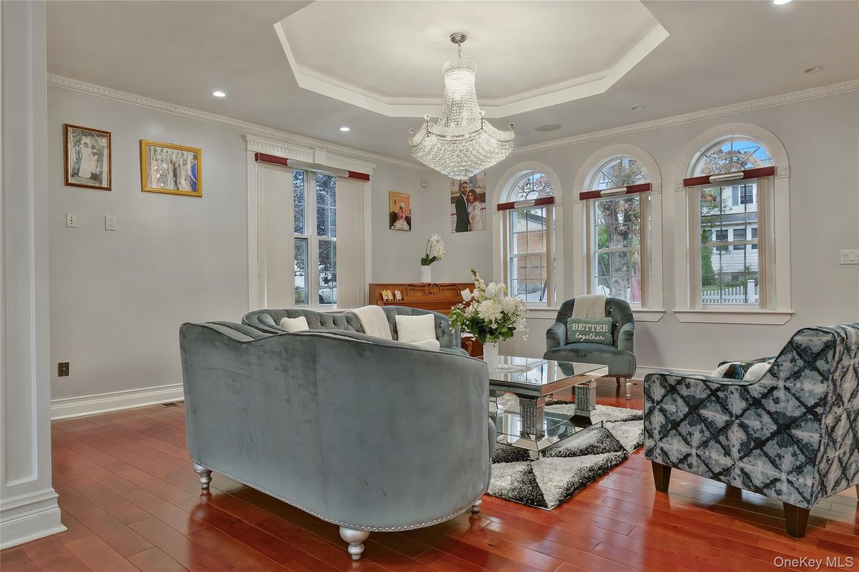 Chandelier, Interior, Living room, Recessed Lighting, Wood Texture Flooring