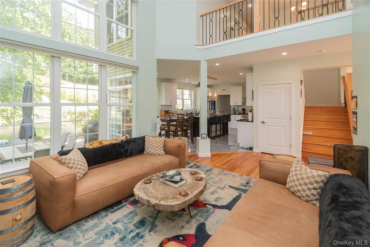 Dining room, Interior, Kitchen, Living room, Recessed Lighting, Wood Texture Flooring