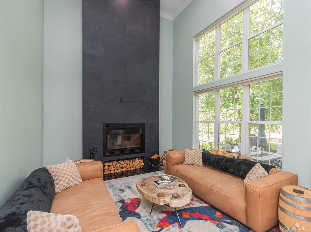 Fireplace, Interior, Living room